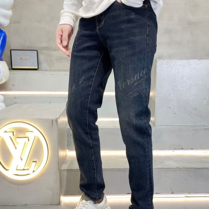 VERSACE